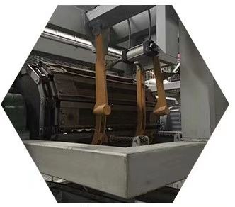 Stroj na odlévání zinkových ingotů 25 kg