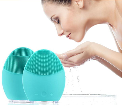 Features And Instructions Of Silicone Facial Cleanser